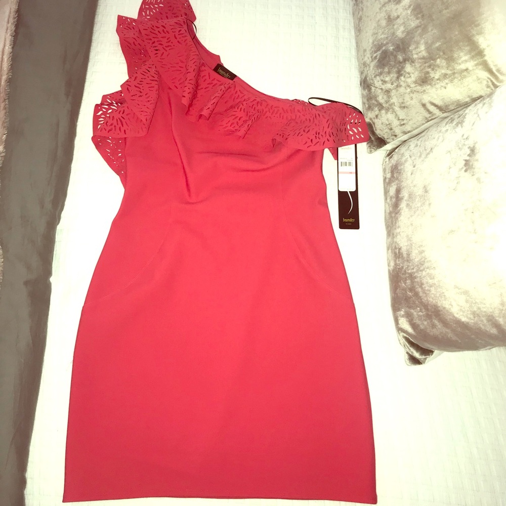 Laundry by Shelli Segal one shoulder fitted dress